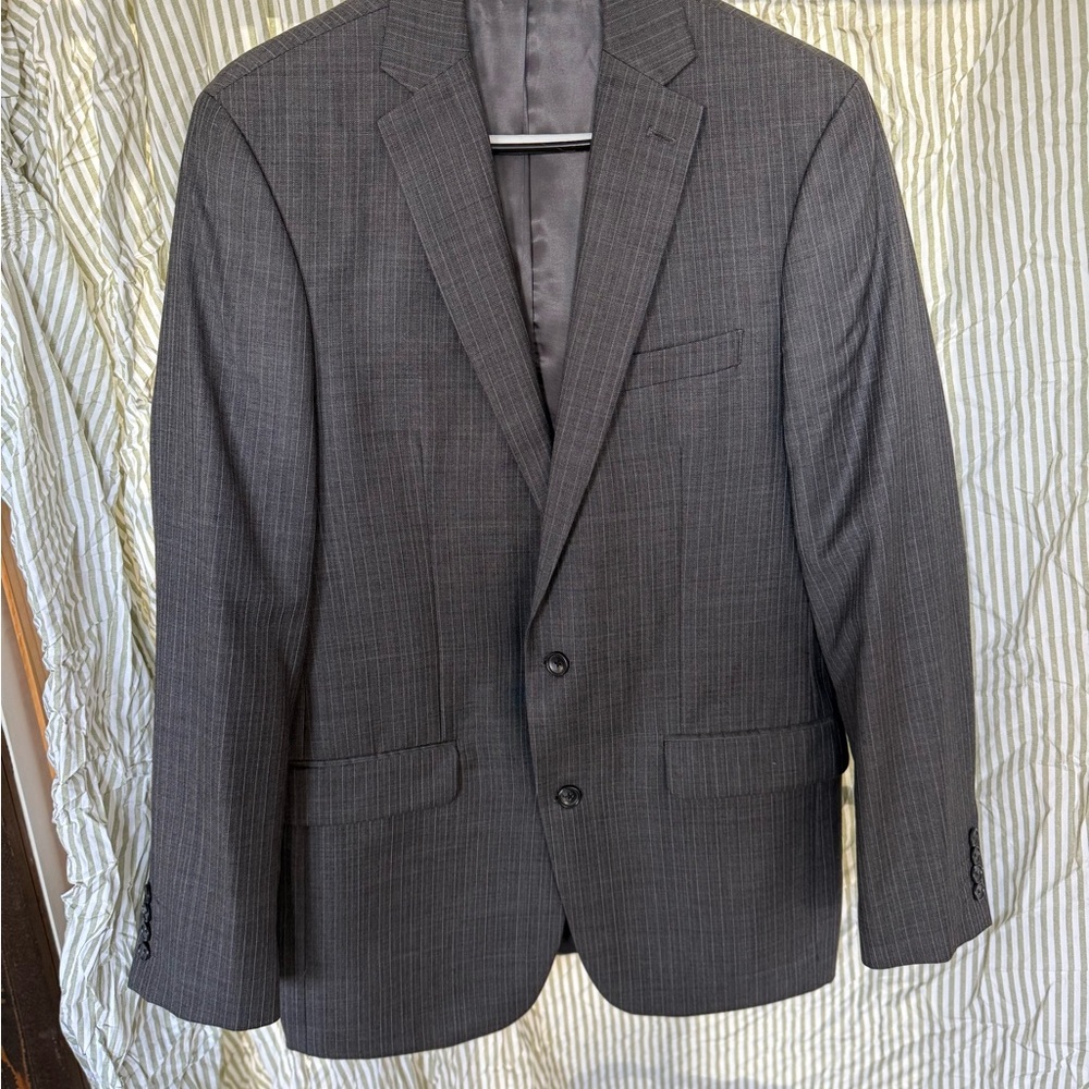 Men's Classic Gray Suit Set